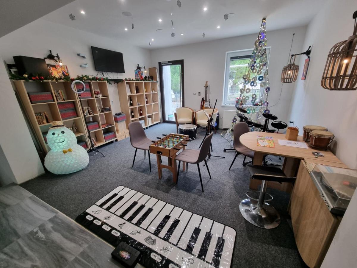 Artrock Residence 伊佐拉 外观 照片